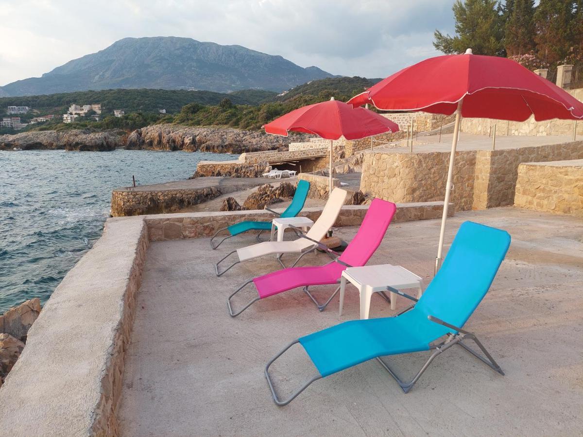Beach Apartment With Beach Chairs N.1 Utjeha Buitenkant foto