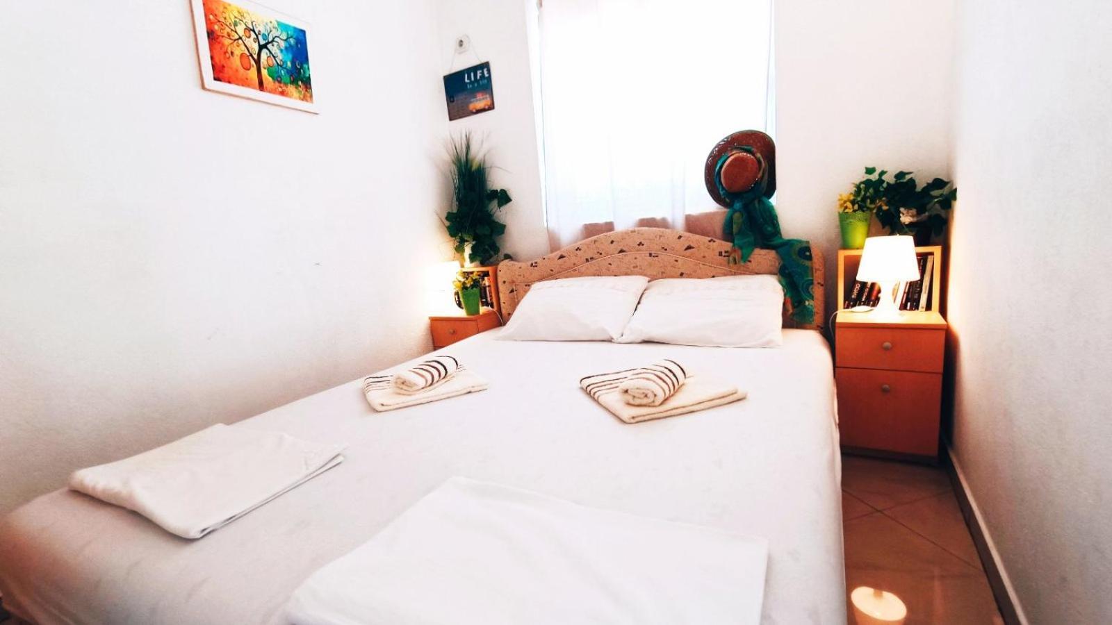Beach Apartment With Beach Chairs N.1 Utjeha Kamer foto