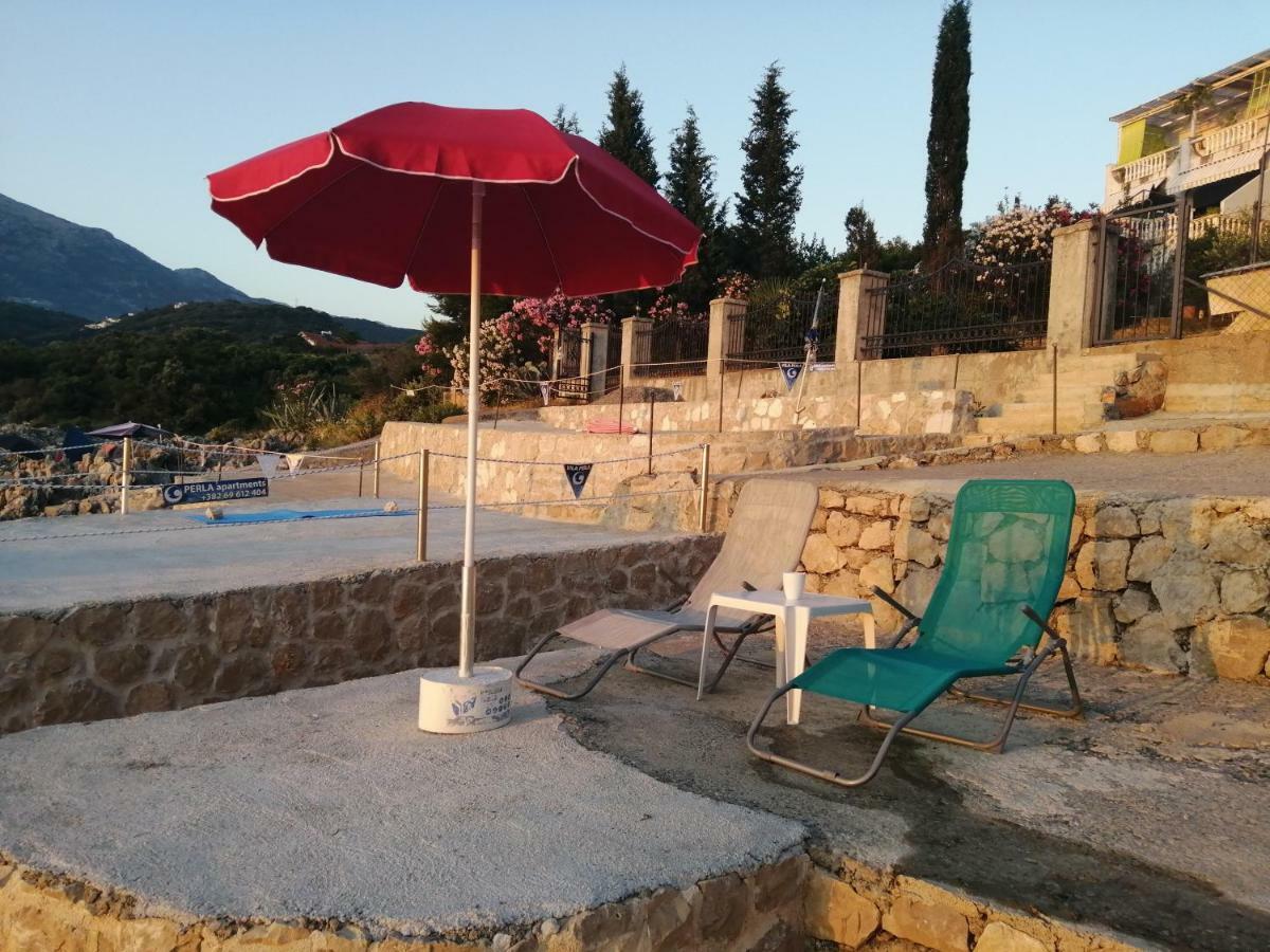 Beach Apartment With Beach Chairs N.1 Utjeha Buitenkant foto